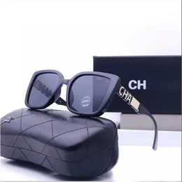 Für Frauen Herren Designerin Sonnenbrille Männer Blumenobjektiv Sonnenbrille mit Buchstaben Designer Sonnenbrille Unisex reisende Sonnenbrille Schwarz grau 2024