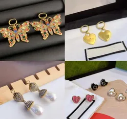 20style New Women Brand Desinger Studs Luxusbrief Edelstahl Ohrringe Kristall Strasshochzeit Party Mode Schmuck Acc8384998