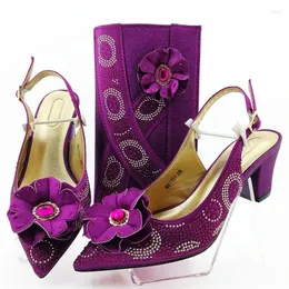 Dress Shoes Nice Looking Magenta Flower Style Women Pumps With Big Crystal Decoration African Match Handbag Set MM1101 Heel 7CM