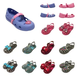 Gril Sandals Eva Kids Crocclog Crocodile Shoes 비 슬립 가벼운 편안한 고품질 고품질 어린이 여름 해변 환기 만화 슬리퍼 A-01