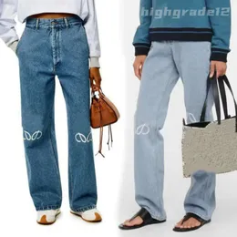 Дизайнерские джинсы Женские джинсы Прибывшие в вышитых пятнах.