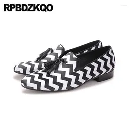 Buty swobodne aksamitne frędzane palenie kapcie mokasyny British Plus Size Fringe 13 Burgundii 47 Stripe Mężczyźni poślizgnij