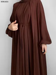 Vestidos casuais Siskakia Ramadã Eid Muslim se instala sem mangas sob vestido com Kimono de quimono com cinto.