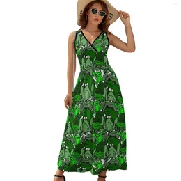 Casual Dresses Frog Cartoon Dress Funny Many Frogs Green Pattern Sexy Beach Long V Neck Printed Maxi Aesthetic Clothing Oversize