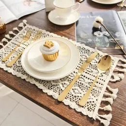 Banyo paspasları işlemeli placemats masa koşucusu: tığ işi kapak 2pcs fincan mat vazo plaka pedleri düğün ziyafet doğum günü için