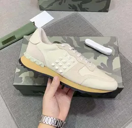 Män casual skor kamouflage nitar tränare läder och mocka avslappnade sneakers utomhus löpare 2024s lyxdesigner snörning gummisulor