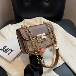 2024 New Designer womens crossbody shoulder Niche live streaming single diagonal cross womensf ashionl etters malls quareb agi nternetc elebrityK orea bag