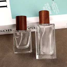1pcs 30ml 25ml Beech and Walnut Wood Cap Portable High-end Perfume Split Glass Spray Bottle Large Capacity Replacement