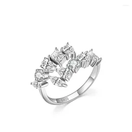 Klusterringar 925 Silver Internet Kändisförsäljning Ring för kvinnor Luxury High Grade Feeling Pocke Finger Wedding Jewelry Wholesale