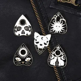 Bruxa Ouija esmalte os pinos personalizados bruxos de soldados de lua com broches de lapela badges de lapela preto jóias góticas punk presente para crianças amigas