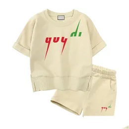 Set di abbigliamento 3 stili logo di lusso abiti per bambini abiti da ragazzo ragazza estiva infantis baby designer chlidren drop drop baby, maternità dhuwb