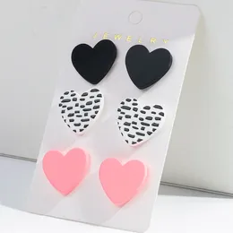 Studörhängen 3Pair/Set Colorful Heart Acrylic For Women Girls Small Leopard Love Peach Earring Valentine's Day Jewelry Gift