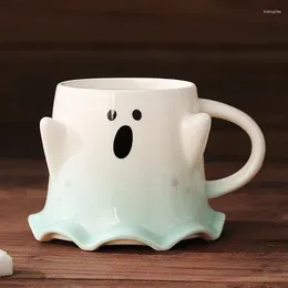 Muggar porslin personlig kaffekopp kreativ kawaii rolig dessert keramisk mugg mate original lock taza ceramica bordsartiklar