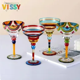 Şarap Gözlük 270ml Yaratıcı Margarita El Yapımı Renkli Kokteyl Cam Goblet Kupası Kurşunsuz Ev Barı Düğün Partisi İçecek Yazıları GIF