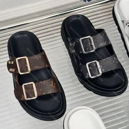 Tasarımcılar Sandalet Sıradan Ayakkabı Erkekleri Kadın Terlik Moda Toka Dar Bant Cowhide Baskı Deri Fabrika Ayakkabı Düz ​​Topuk Slipper 35-45 Unisex Sandal