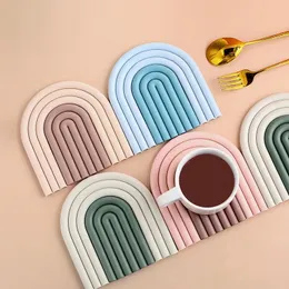 Rainbow Shape Silicone Heat Insulation Pad Tableware Placement Stackable Cup Mat Coasters Home Kitchen Accessories