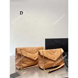 Kadınlar Crossbody Loulou zincir çanta bulut çantası omuz çantası çapraz kanatlı çanta yüksek değerli alışveriş çantası basit tasarımcı moda marka cüzdan cep telefon çantası ruj çantası
