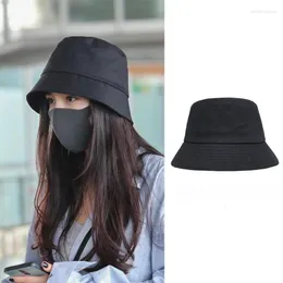 Boinas 2024 Black White White Solid Bucket Hat Unisex Bob Caps Hip Hop Gorros Mulheres Mulheres Verão Panamá Cap Beach Sun Pesca Boonie