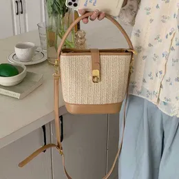 Evening Beach Påsar Koreanska Leisure Woven Straw Bag For Women's Vacation Style Mashion Handheld Crossbody Water Bucket