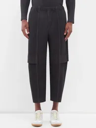 Miyake Pantaloni da carico a pieghette per la piega per palette larghe nere Streetwear Casual Streetwear 240322