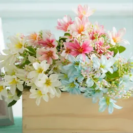 装飾的な花18ヘッドシルク人工ユリさまざまな色花嫁のシミュレートされたブーケウェディングファミリーギャザリングデコレーション