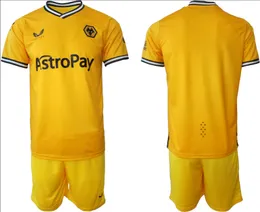 23 24 Wölfe gelbe Fußballfußball -Uniform -Jerseys -Shirts Fans Spieler Version Herren Kids Home Awat Kits Top -Qualität Fußballtrikots