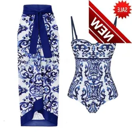 Partihandel 2024 Ny modedesigner Sexig bikini sätter billig badkläder vintage kvinnor en bit baddräkt set lyx tankini sexig strand slitage blommig tryckt bat