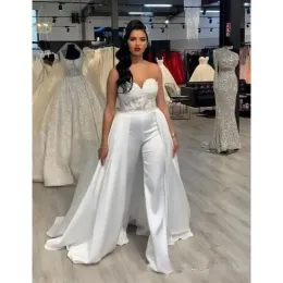 Abiti 2020 Nuove tute bianche sexy a una linea abiti da sposa Sweetheart sheer pizzo raso overkirts abiti da sposa cristallini staccabili pantaloni