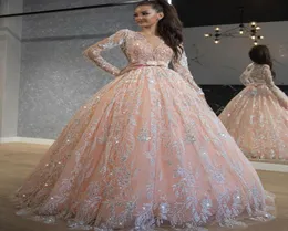 Luxury Pearl Pink Sequined Appliqued Ball Gown Quinceanera Dress Vintage Long STEES Sweet 16 Dress Long Formal Party Prom Evenin9412717