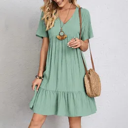Sommer Womens Kurzarm Mini Kleid Damen plissierte Rüste feste Kleider Casual V Neck Vintage Loose Vestidos 240329