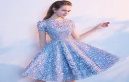 2019 Royal Blue Sparkly Homecoming Dresses 라인 증오기 등이없는 구슬로 짧은 칵테일 파티 드레스 Abiti da Ballo Cust9843698