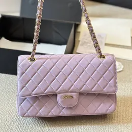 Lüks çift flep kadın tasarımcı omuz çantası 26cm altın ve gümüş donanım el çantası kabartmalı mektup ayarlanabilir zincir ile vintage koltuklu çanta sacoche pochette