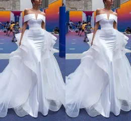 Dresses 2022 Berta Mermaid Wedding Dresses Detachable Train Off The Shoulder Short Sleeve Pleats Open Back Beach Wedding Dress Bridal Gown