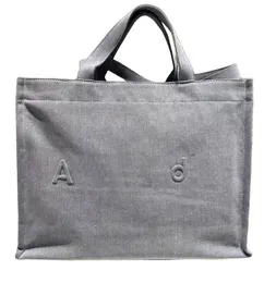 Designer -Tasche Einkaufstasche Strandtasche große Kapazität Denim Einkaufstasche Mittsommer Typ Männer Frauen kühle hübsche Handtasche Denim Canvas Bag 40 cm