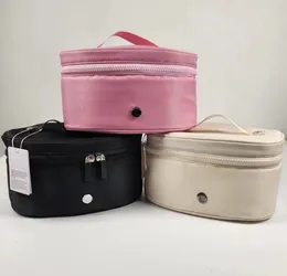 Lu Saco de maquiagem feminino Sacos de sacos de cosméticos Mini Pochette Pochette Lua Saco de Lavagem à prova d'água Designer de bolsa de nylon de nylon vintage bolsa de bolso de bolso