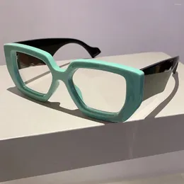 2024Sunglasses Kammpt oversize di occhiali irregolari overregulari eleganti color caramelle bordo blu bloccante bloccante occhiali alla moda di marca di marca vetri da computer ledies buoni