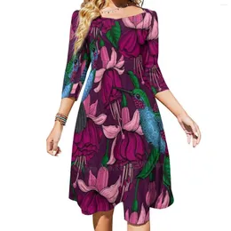 Casual Dresses Hummingbird Garden Square Neck Dress Plus Size elegant Kvinnor midja tätt fågelblomma Fuchsia