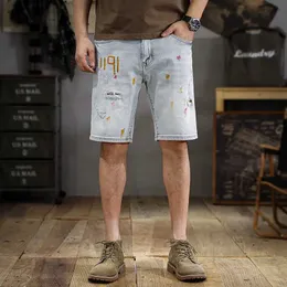 Shorts masculinos retro branco shorts de jeans de ponta de ponta masculina Design de impressão de tinta spling shorts retos tendências correspondentes Shorts J240407