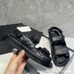 Designer Chanells Chanelsandals Shoe High Version 2022 New Xiaoxiang Velcro Sandals with Exposed Toes Summer Flat Sole Diamond Grid Genuine Leather Thick Sole Casu