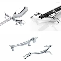 Hooks 1PC Cutlery Bracket Dog Chopsticks Holder Stainless Steel Rest Dinner Table Supplies Home Kitchen Accessories