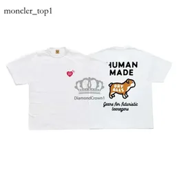 2024 TEES MENS T LOVE DUCK 커플 여성 패션 디자이너 Human Mades Top Level T Cottons Cotons Tops Casual Shirt Street 레저 반바지 Sleeve Close 7744