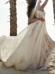 Bohemian Wedding Dresses 2020 Vneck Straps Lace Appliques Bridal Gowns Sexy Backless Beach A Line Wedding Dress Robe De Mariee5389564