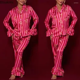 Ana Sayfa Giyim 2024 Women's Stripe fırfırlı alevlendirilmiş pijama set grafik düğmesi aşağı uzun kollu gömlek düz bacak pantolon salonları