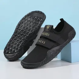 Banta de treinamento de mulheres casuais para ginástica para ginástica Red Sneakers Sports Esportes internos agachados Black Fitness Running Yoga Wrestling Peso Lifting 35-46