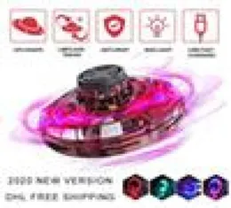 Flynova Oyuncaklar Yeni UFO Uçan Spinner Kids LED 360 Dönen Uçan Oyuncaklar Uçuş Gyro DHL Ücretsiz 065078778