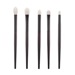 Q11 Professional Handmade Makeup Brushes Set Ultrasoft Saibikoho 염소 머리카락 그림자 혼합 브러시 화장품 메이크업 240403