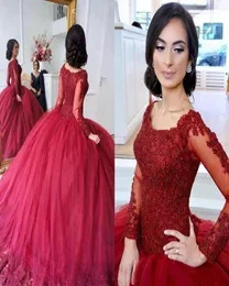 2022 Burgundy Puffy Ball Gown Quinceanera Dresses Scoop Neck Long Sleeves 레이스 아플리크 구슬 16 파티 대회 대회 Prom 9747807