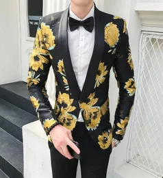 2019 Yeni Moda Çiçek Blazer Mens Stage Wear Sonbahar Blazer Hombre Erkek Çiçekler Blazers Sıradan Kulüp İnce Fit265W9104557