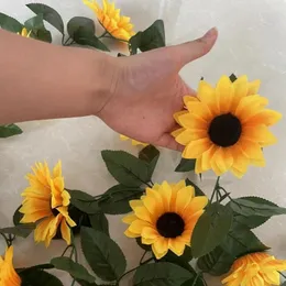 Dekorative Blumen Blumenkopf 11 cm gelber Sonnenblumen Weinsteine künstliche Girlandblätter gefälschte Seidenparty Hochzeit Home Dekoration