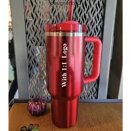 Stanleliness 40 унций Cobrand Red Holiday Winter Pink Councher H20 Tumblers Cosmo parada flamingo из нержавеющей стали День Святого Валентина День подарочные чашки силиконовой ручка STR 362E